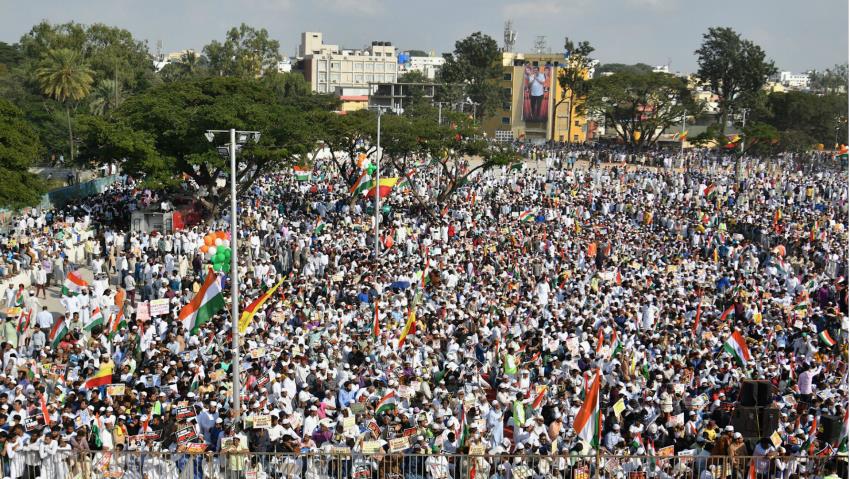 Puluhan Ribu Orang di Seluruh India Kembali Berdemo Menentang Undang-undang Anti-Muslim